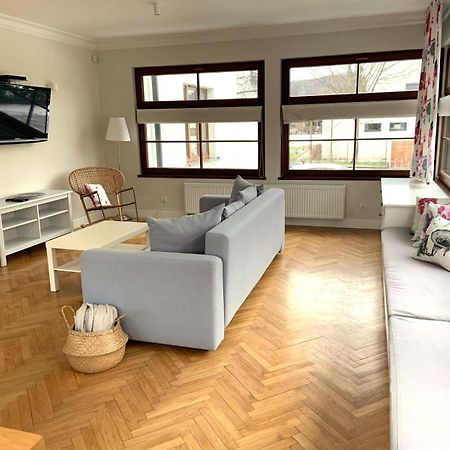 Villa Allegra Apartamenty Z Ogrodem I Sala Zabaw ,Darmowy Parking I Lezaki, 5Minut Do Morza 格丁尼亚 外观 照片